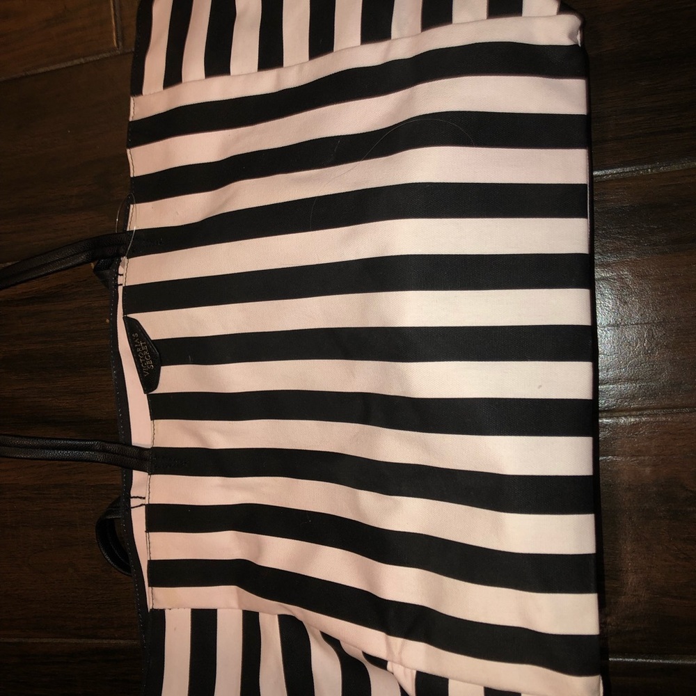 VS Tote (Large)